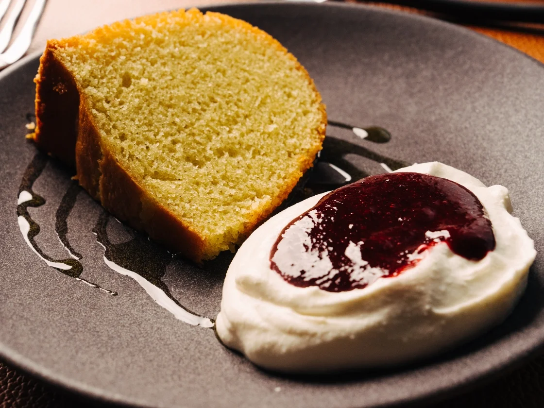 a pound cake desert sitting on a plate